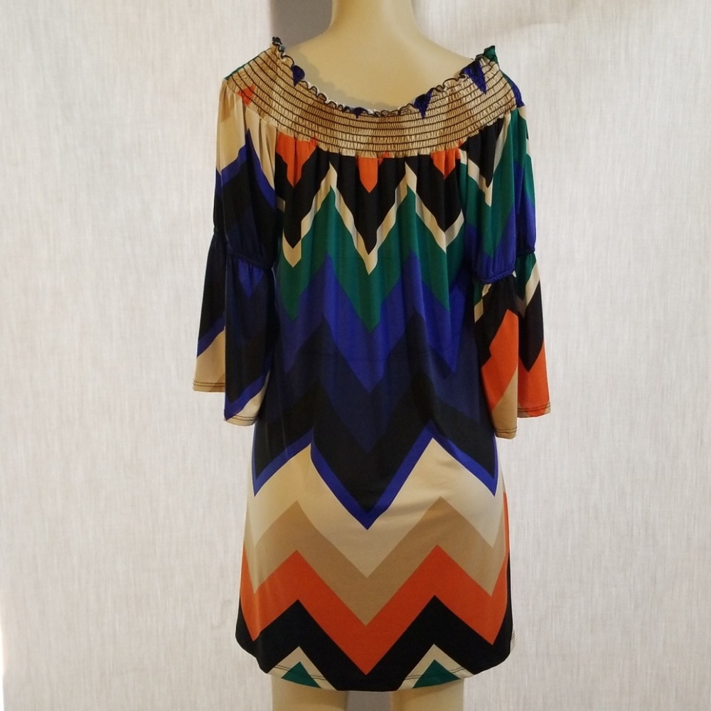 Dress - Picture 3 of 3